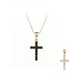 Gargantilla cruz negra y blanca